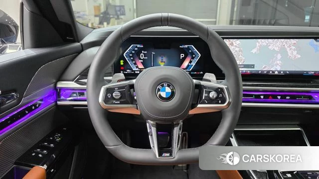 BMW 7 Series (G70) 2025 Черный из Кореи, фото 4