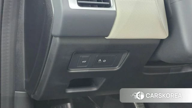 Land Rover Discovery 5 2021 Черный из Кореи, фото 4