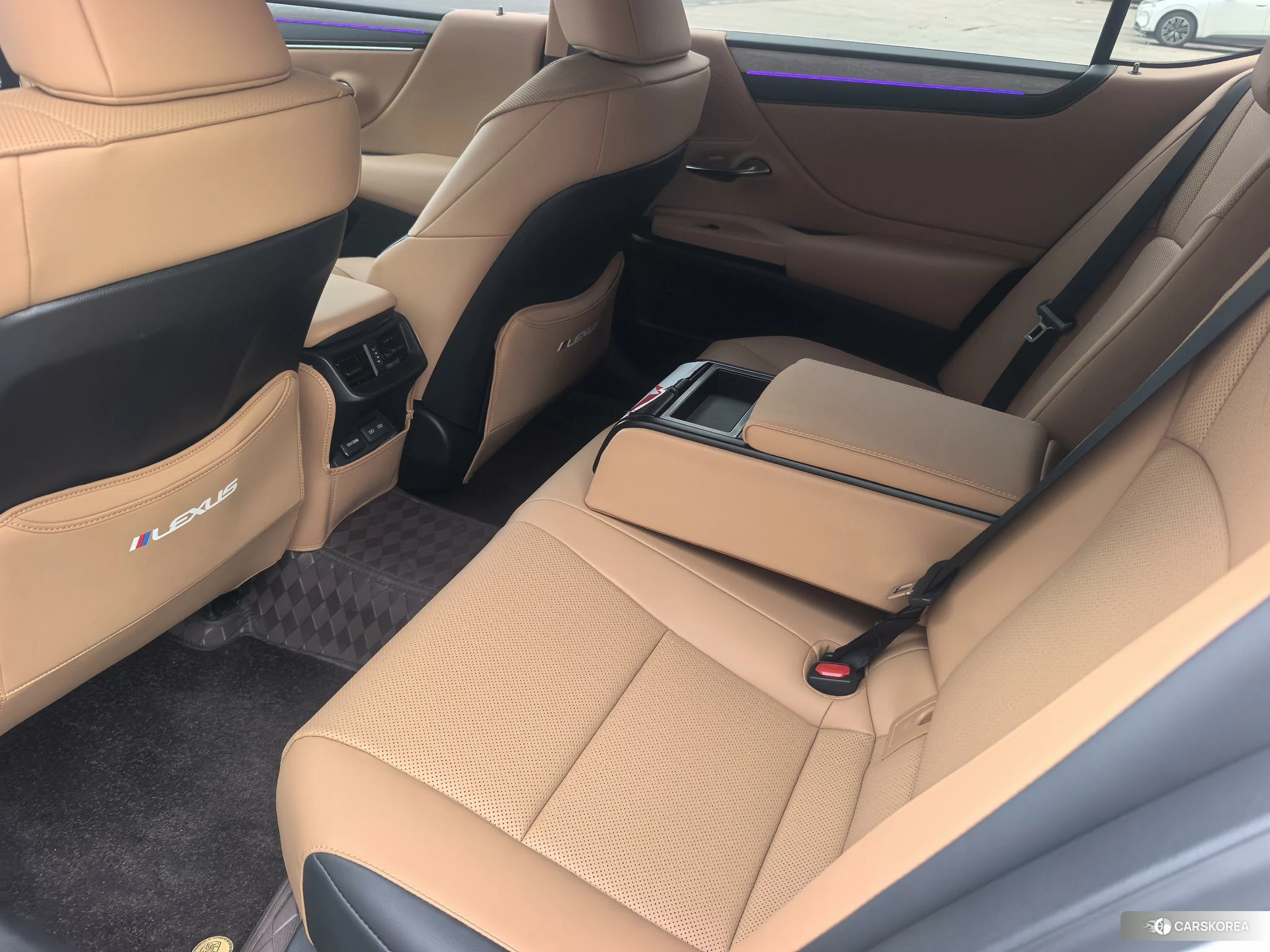 Lexus ES 2024 Белый из Китая, фото 4