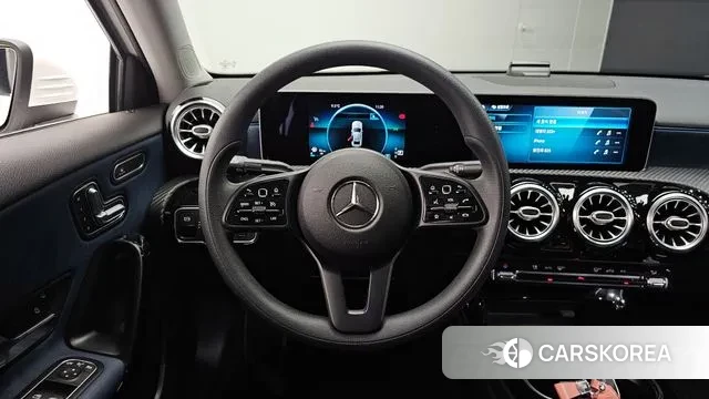 Mercedes-Benz A-Class W177 2020 Белый из Кореи, фото 4