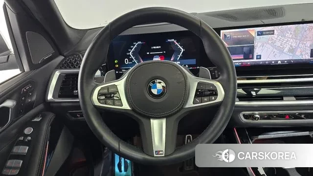 BMW X7 (G07) 2023 Белый из Кореи, фото 4