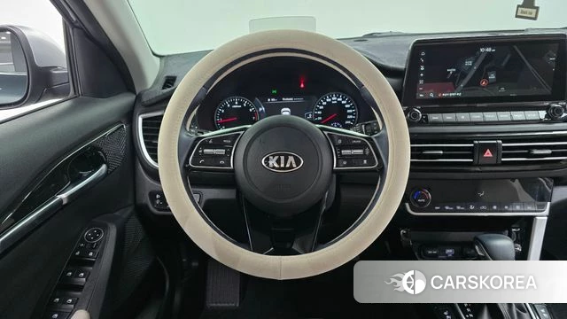 Kia Seltos 2020 Серый из Кореи, фото 4