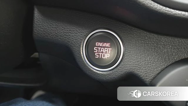 Kia The New K3 2nd generation 2022 Серый из Кореи, фото 4