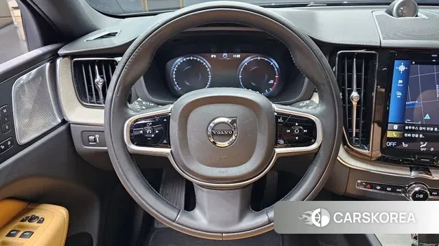 Volvo XC60 second Generation 2019 Черный из Кореи, фото 4