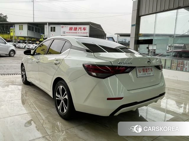 Nissan Xuan Yi 2021 Белый из Китая, фото 4