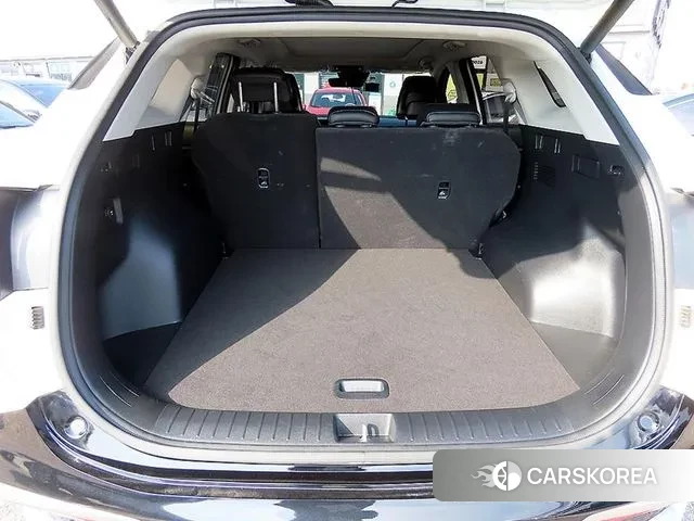 Kia Sportage 5th Generation 2023 Белый из Кореи, фото 4