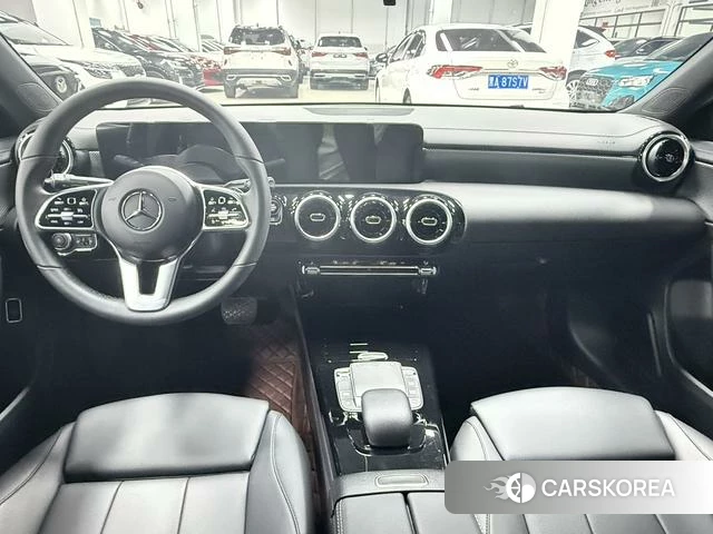 Mercedes-Benz Class A 2021 Белый из Китая, фото 4