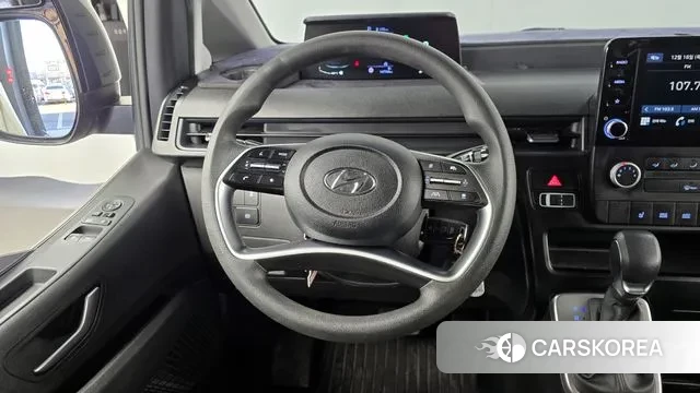 Hyundai Staria 2023 Серый из Кореи, фото 4