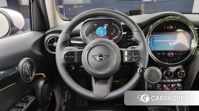 Mini Cooper 2022 Черный из Кореи, фото 4