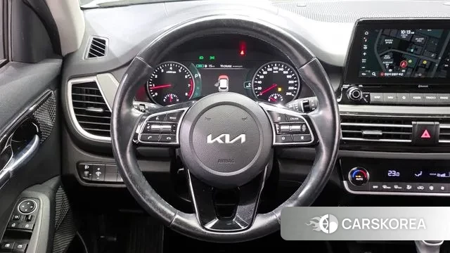 Kia Seltos 2022 Белый из Кореи, фото 4