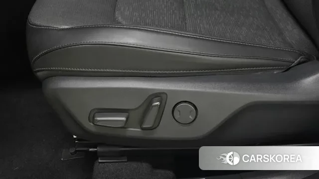 Kia Di Ol Nu Niro 2022 Белый из Кореи, фото 4