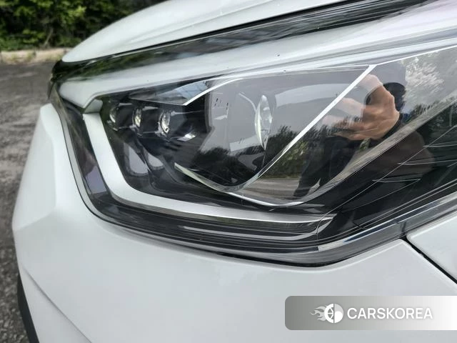 Toyota C-HR 2022 Белый из Китая, фото 4