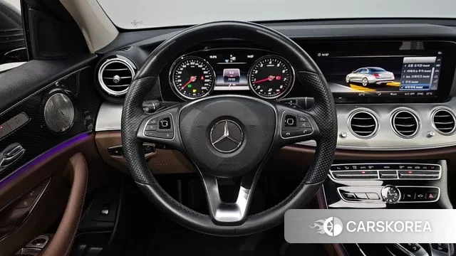 Mercedes-Benz E-Class W213 2018 Серый из Кореи, фото 4