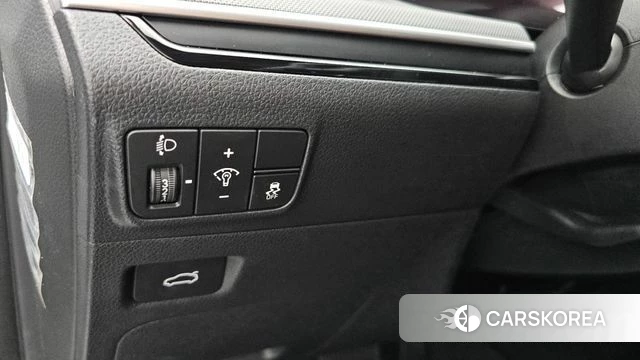 Kia The New K5 3rd generation 2025 Белый из Кореи, фото 4