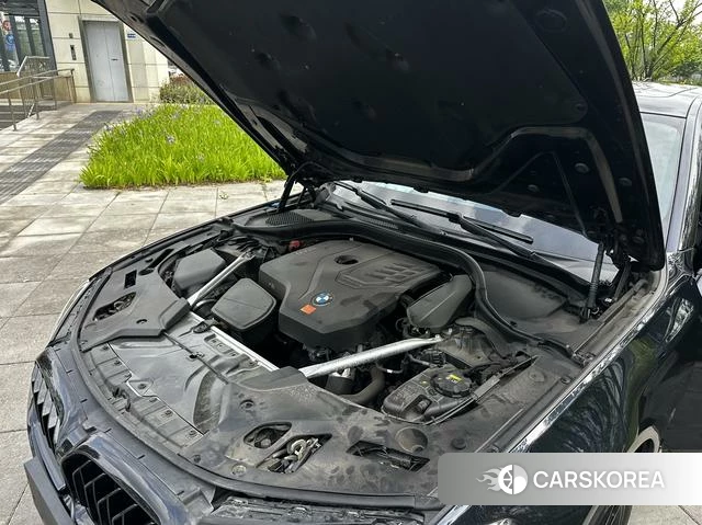 BMW 5 series 2022 Черный из Китая, фото 4