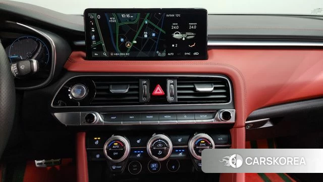 Genesis The New G70 2023 Белый из Кореи, фото 4