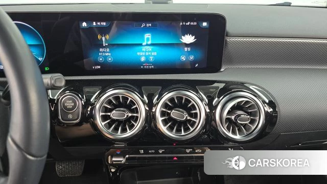 Mercedes-Benz A-Class W177 2021 Белый из Кореи, фото 4