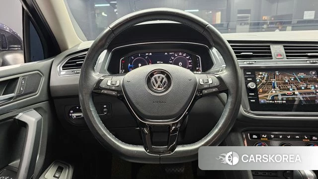 Volkswagen Tiguan Allspace 2020 Черный из Кореи, фото 4