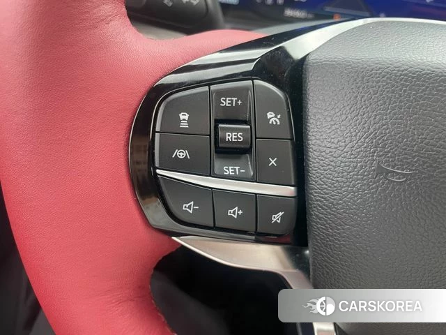Ford Explorer 6th Generation 2022 Белый из Кореи, фото 4