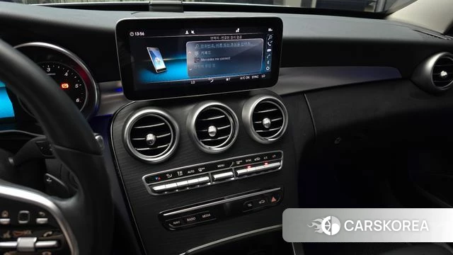 Mercedes-Benz C-Class W205 2019 Серебристо-серый из Кореи, фото 4