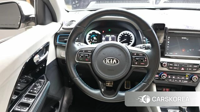Kia Niro 2018 Белый из Кореи, фото 4