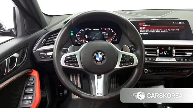 BMW 1 Series (F40) 2024 Белый из Кореи, фото 4