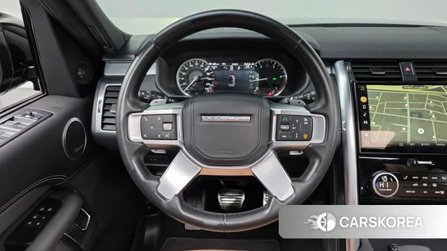 Land Rover Discovery 5 2023 Черный из Кореи, фото 4