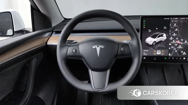 Tesla Model Y 2023 Белый из Кореи, фото 4