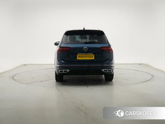 Volkswagen Tiguan L 2022 Синий из Китая, фото 4