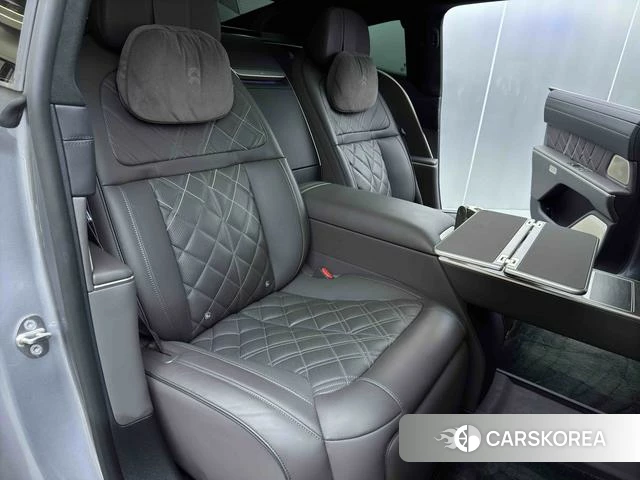 Weilai ET9 2025 Серебристо-серый из Китая, фото 4