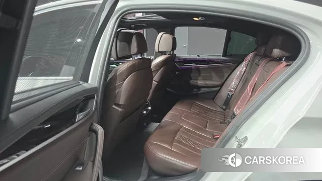 BMW 5 Series (G30) 2022 Белый из Кореи, фото 4