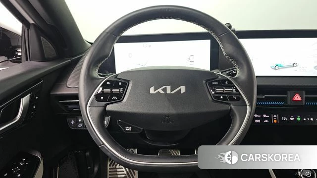 Kia EV6 2023 Белый из Кореи, фото 4