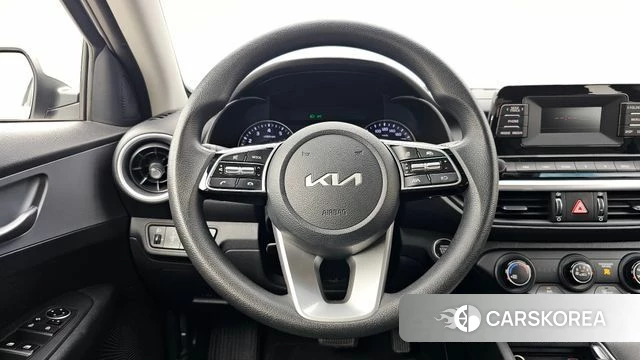 Kia The New K3 2nd generation 2022 Белый из Кореи, фото 4