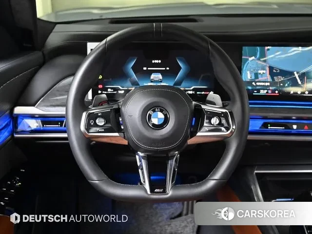 BMW 7 Series (G70) 2023 Светло-серебряный цвет из Кореи, фото 4