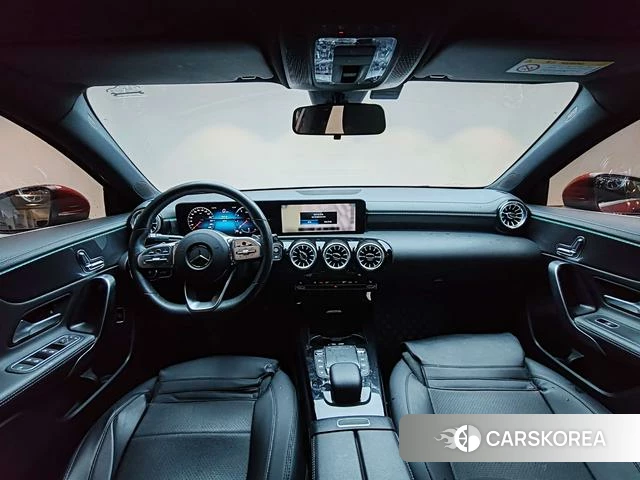 Mercedes-Benz Class A 2023 Красный из Китая, фото 4