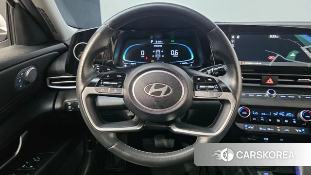 Hyundai The New Avante (CN7) 2023 Белый из Кореи, фото 4