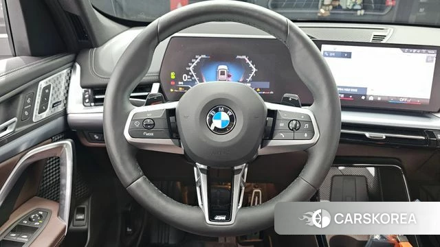 BMW X1 (U11) 2025 Серебристо-серый из Кореи, фото 4