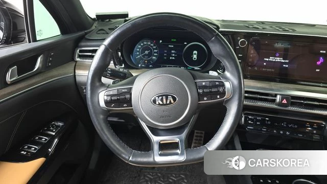 Kia K5 3rd generation 2021 Черный из Кореи, фото 4