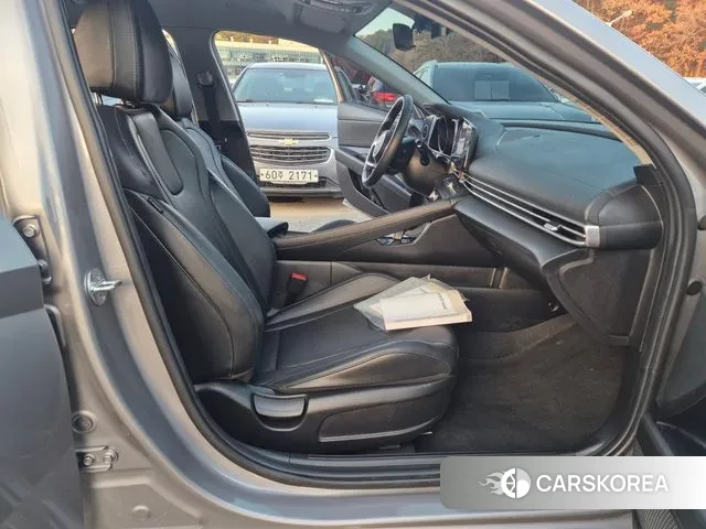 Hyundai Avante Hybrid (CN7) 2022 Серый из Кореи, фото 4