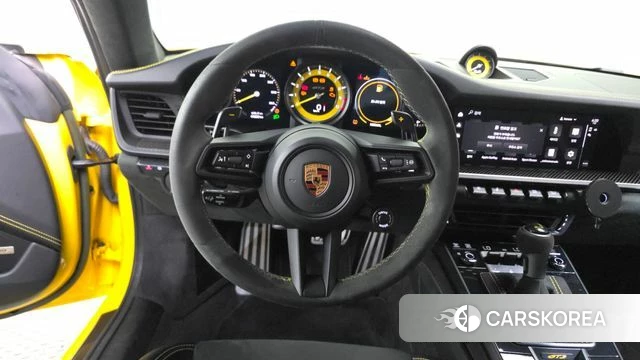 Porsche 911(992) 2022 Желтый из Кореи, фото 4