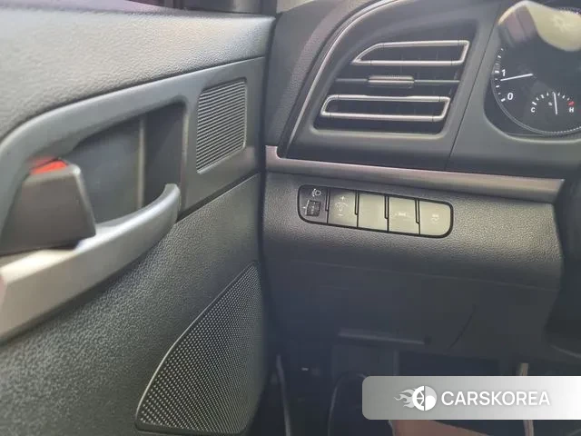 Hyundai The New Avante AD 2018 Белый из Кореи, фото 4