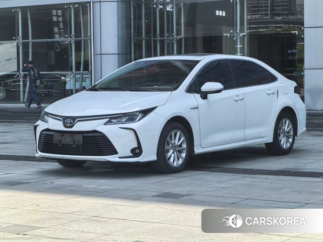 Toyota Corolla 2021 Белый из Китая, фото 4