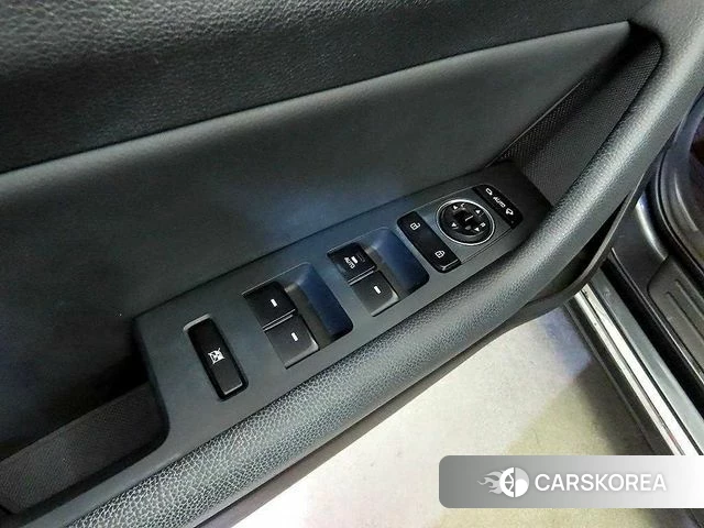 Hyundai Sonata New Rise Hybrid 2018 Серебристо-серый из Кореи, фото 4