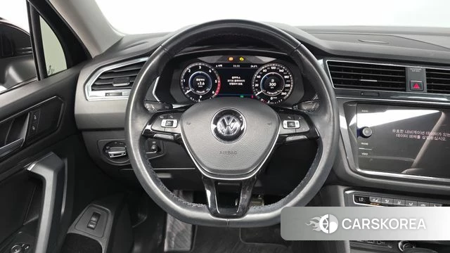 Volkswagen Tiguan Allspace 2018 Черный из Кореи, фото 4