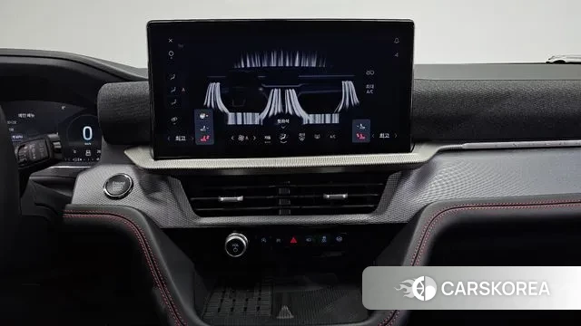 Ford Explorer 6th Generation 2025 Белый из Кореи, фото 4