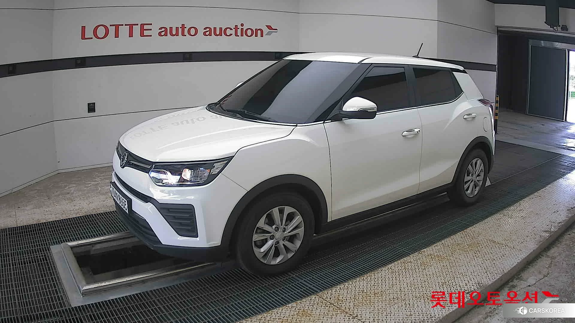 SsangYong Tivoli 2021 Grand White из Кореи, фото 4