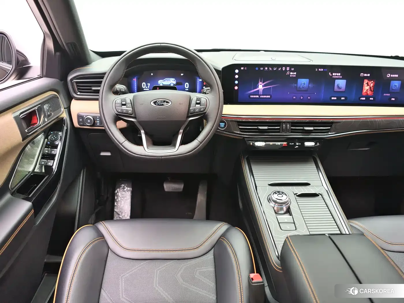 Ford Explorer 2025 Черный из Китая, фото 4