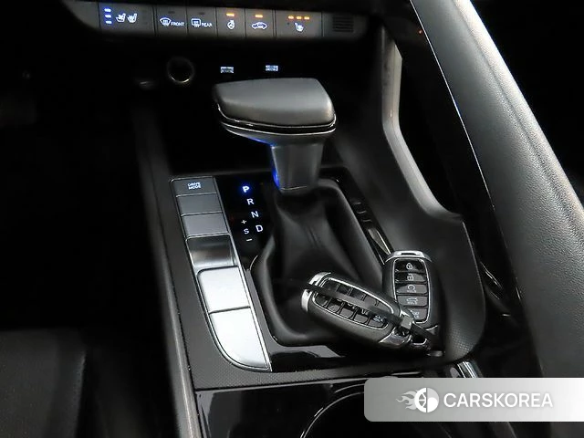 Hyundai Avante Hybrid (CN7) 2021 Белый из Кореи, фото 4
