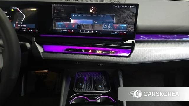 BMW 5 Series (G60) 2025 Черный из Кореи, фото 4