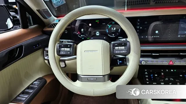 Hyundai Grandeur Hybrid (GN7) 2023 Белый из Кореи, фото 4